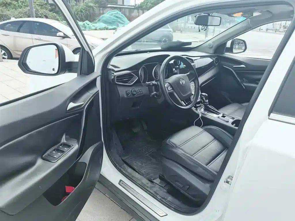 2016 GS 1.5TGI TST Luxury Edition — миниатюра 17