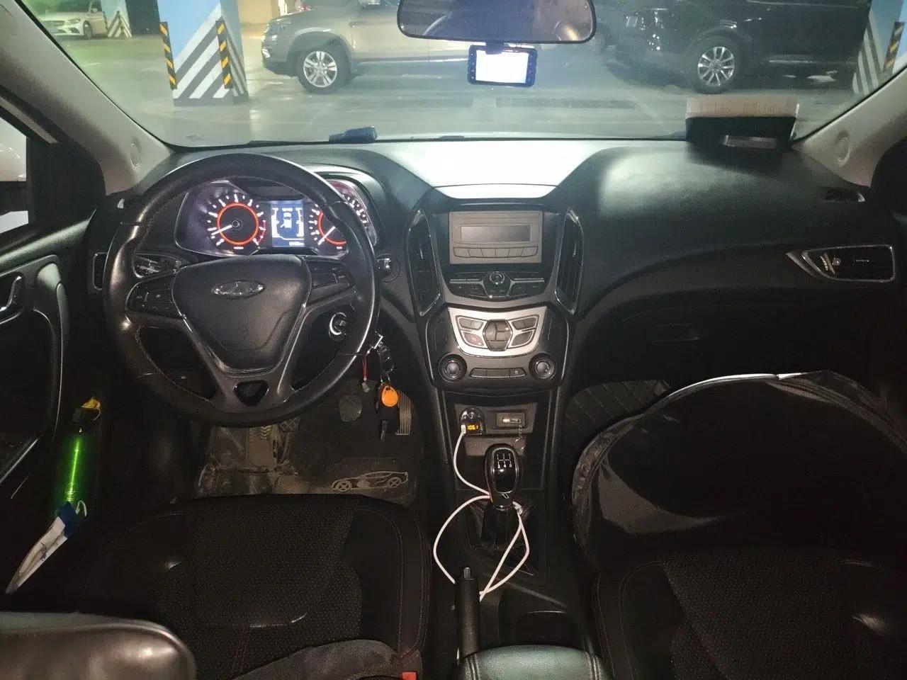Chery Arrizo 5 2016 1.5L Manual Lingchao Edition — миниатюра 9