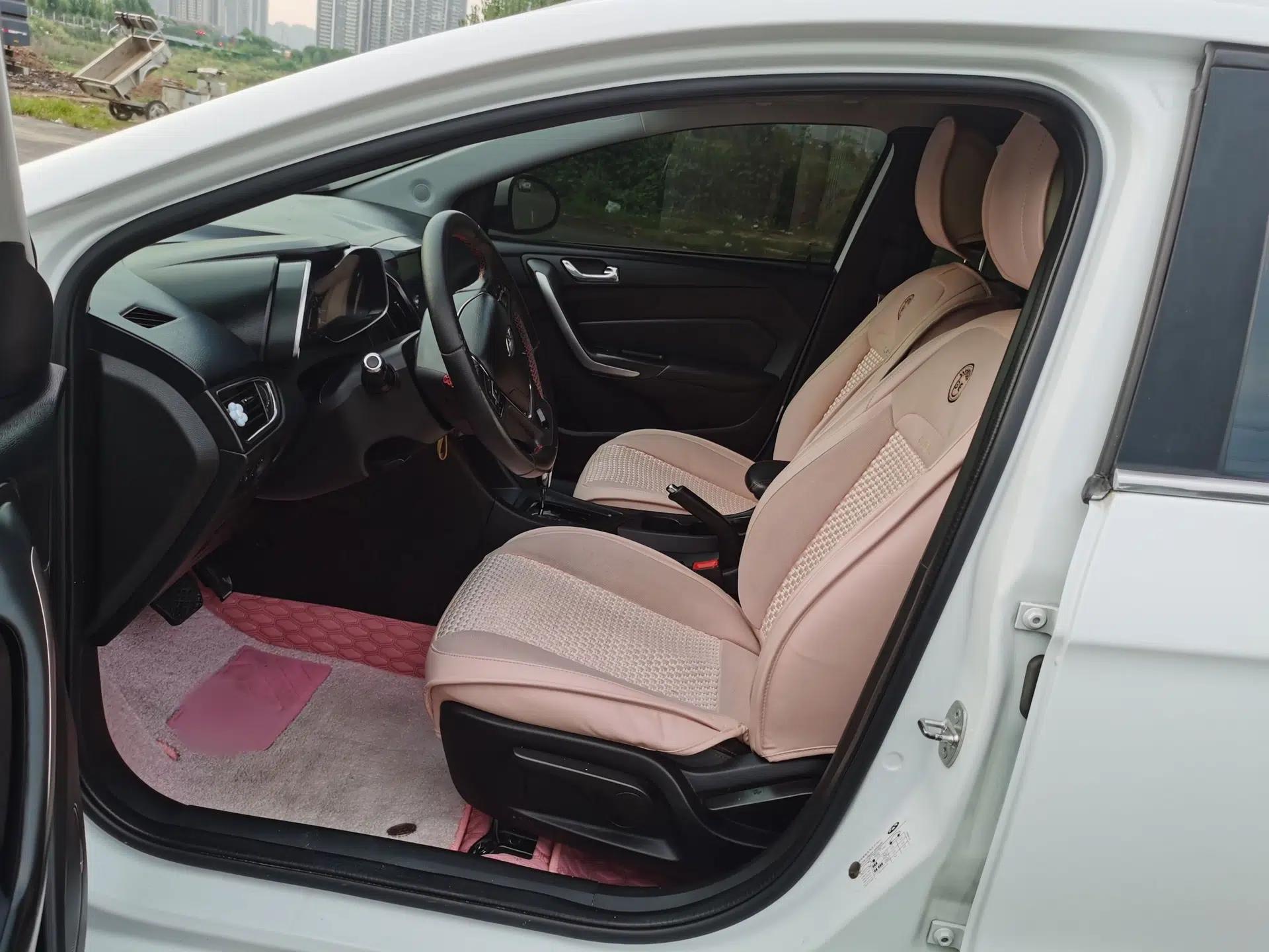 Chery Arrizo 5 2016 1.5L CVT Trendsetting Edition — миниатюра 12