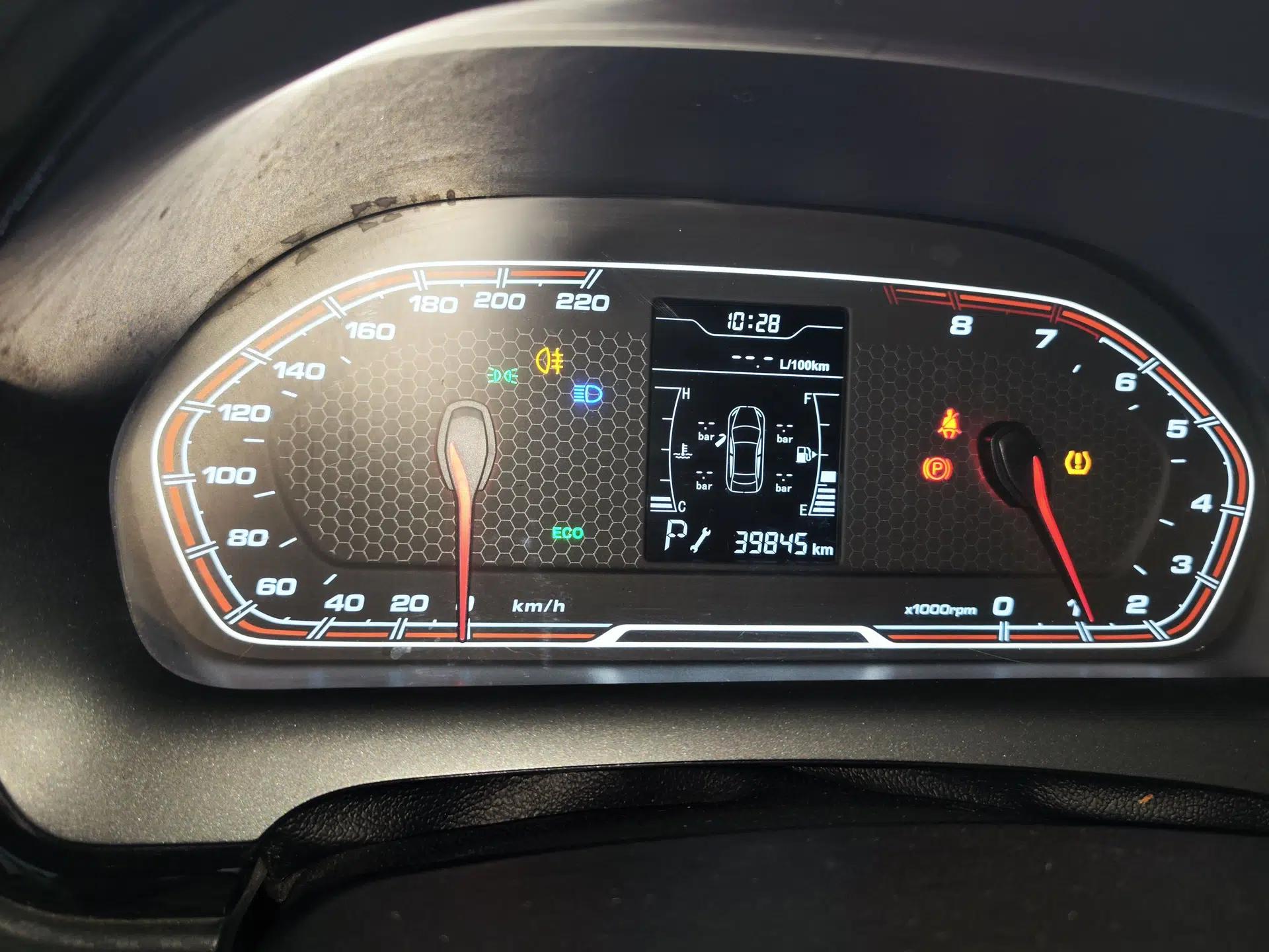 Chery Tiggo 3X 2020 Quality Edition 1.5L CVT Deluxe Version — миниатюра 19