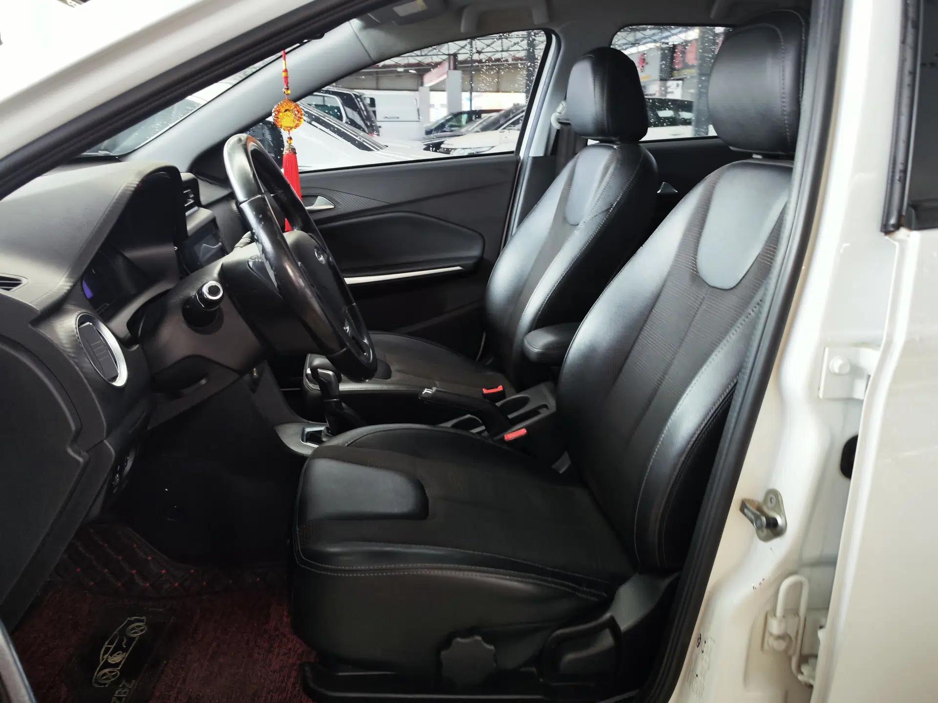 Chery Tiggo 3X 2020 Quality Edition 1.5L CVT Deluxe Version — миниатюра 22