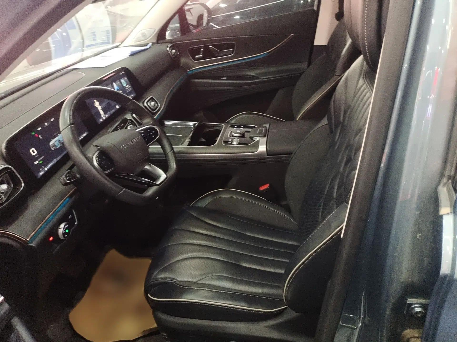 Chery Tiggo 9 2023 2.0T Automatic All-Wheel Drive Ultimate Edition 5 Seats — миниатюра 14