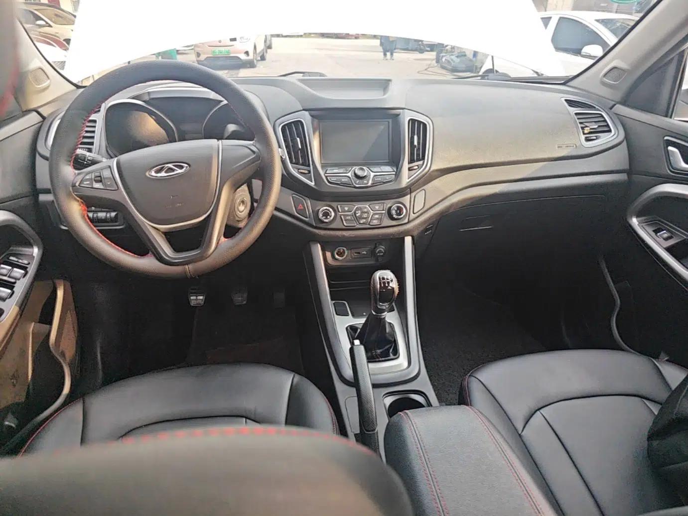 Chery Tiggo 5 2016 2.0L Manual Family Edition — миниатюра 12