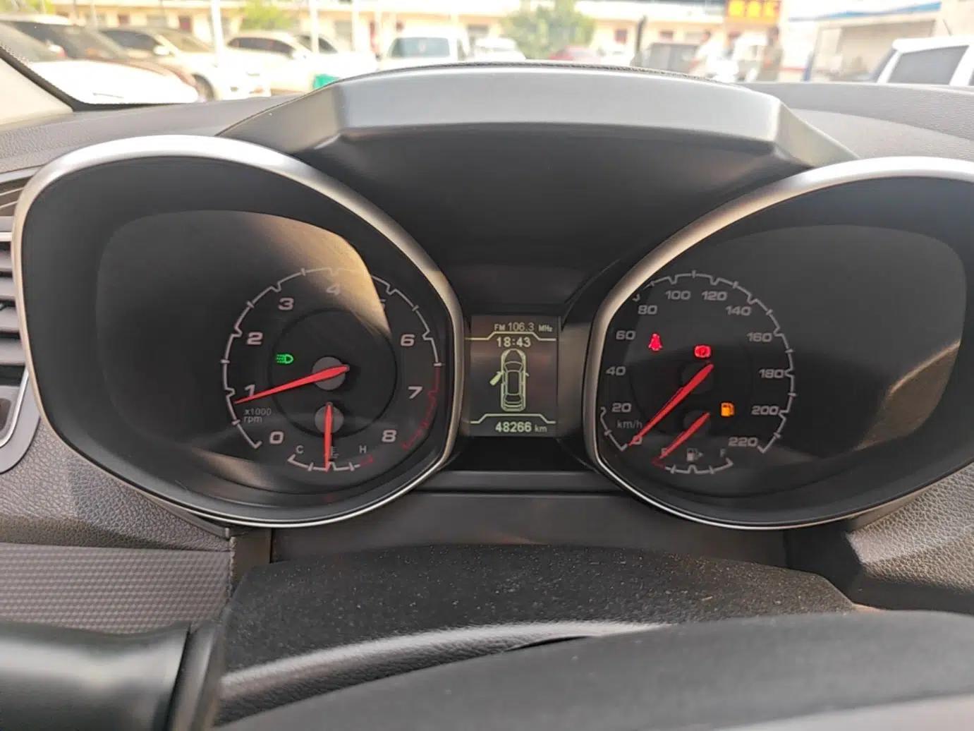 Chery Tiggo 5 2016 2.0L Manual Family Edition — миниатюра 14