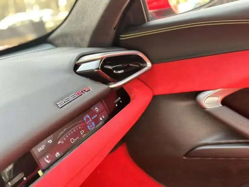 Ferrari 296 2021 3.0T V6 GTB — миниатюра 4