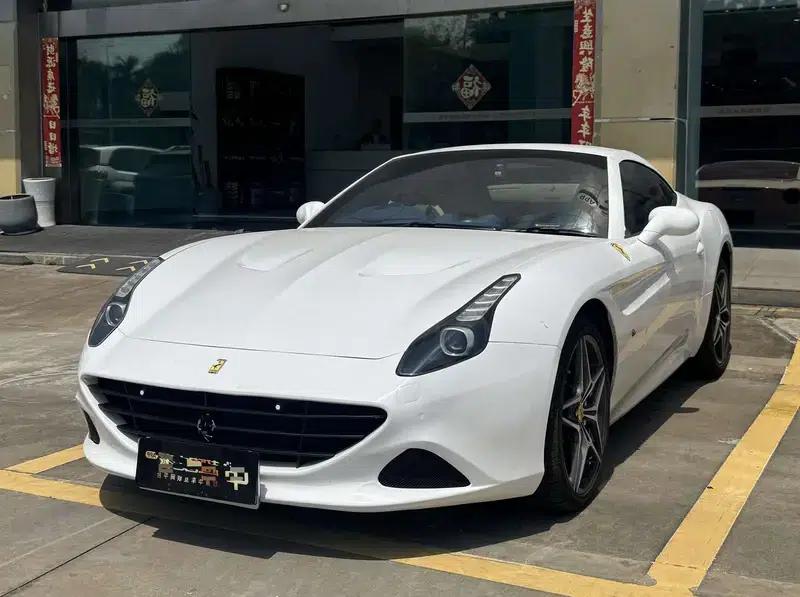 California T 2015 3.9T Standard Model — миниатюра 1