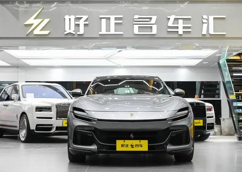2022 Purosangue 6.5L V12 — миниатюра 2