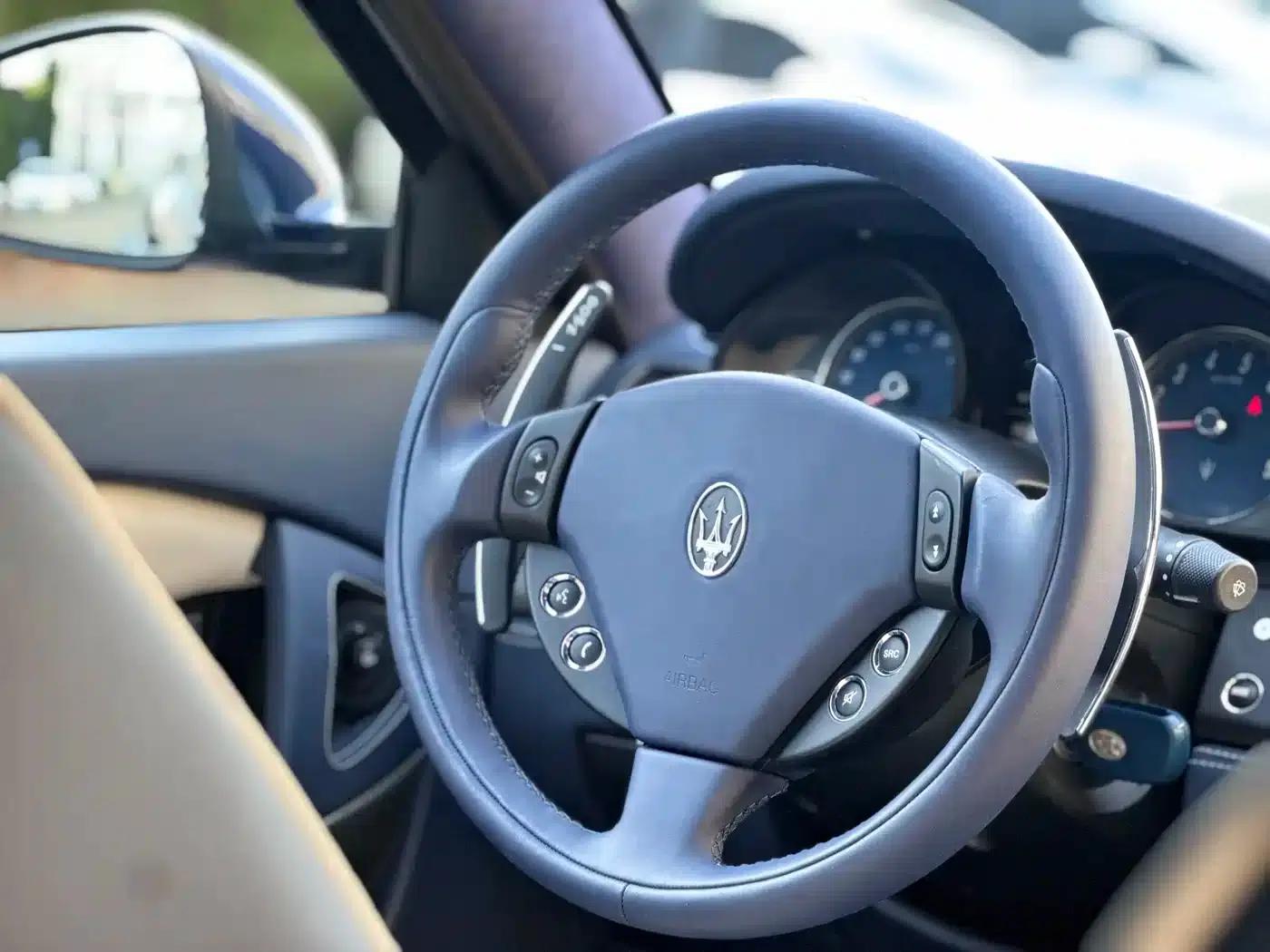 2010 Quattroporte 4.7L Sport Edition — миниатюра 12