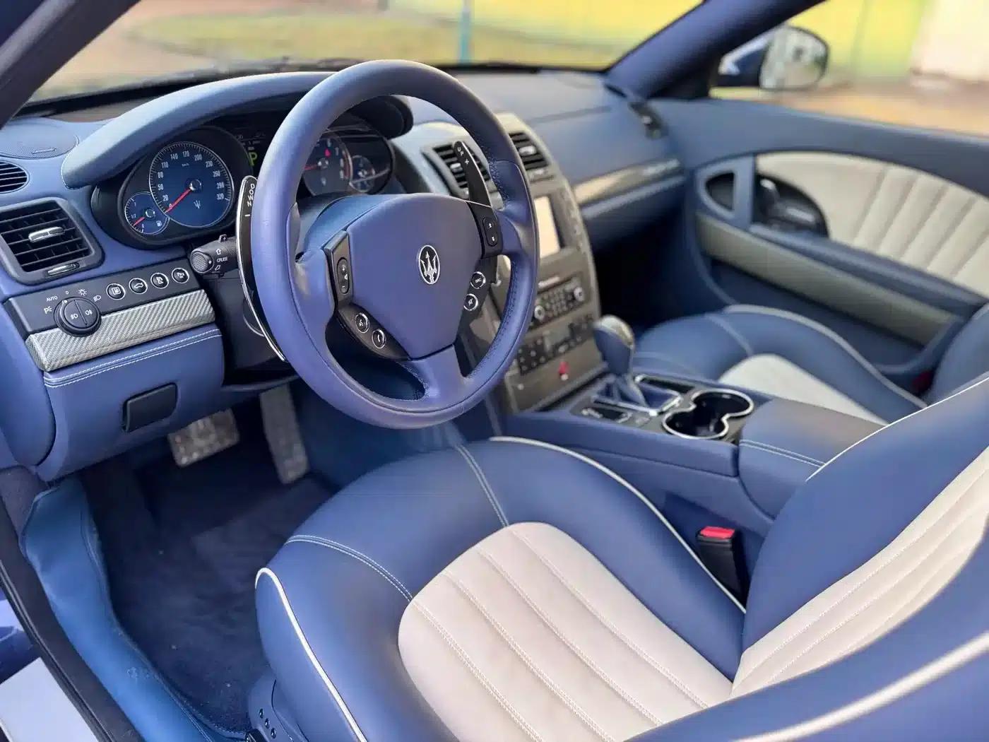 2010 Quattroporte 4.7L Sport Edition — миниатюра 9