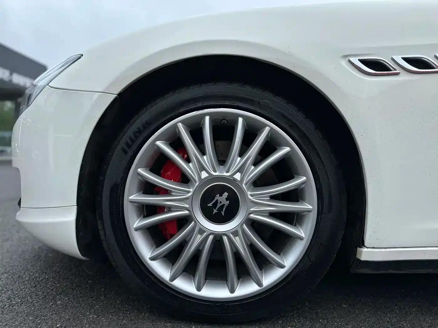Presidential Edition 2013 3.0T Standard Edition — миниатюра 16