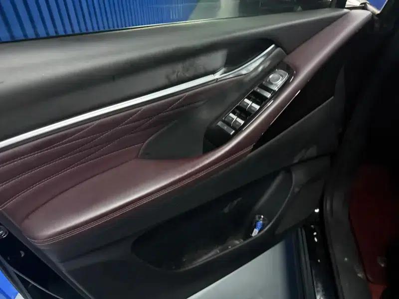 Trumpchi M8 2024 Master Series 2.0TGDI Premium Edition — миниатюра 17