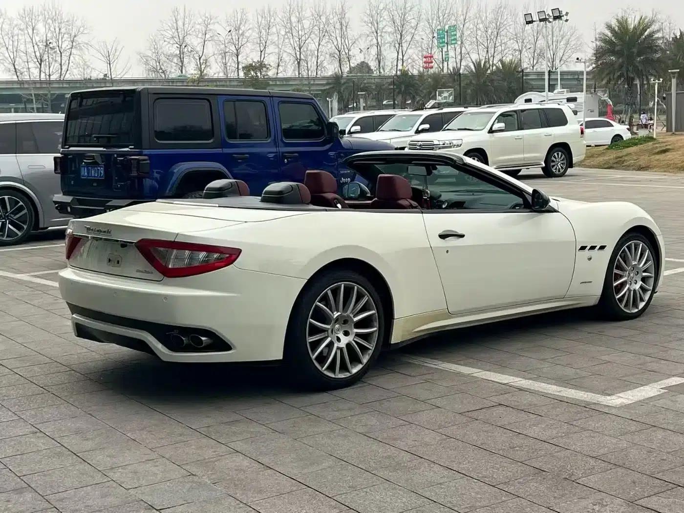 GranCabrio 2010 4.7L Automatic — миниатюра 9
