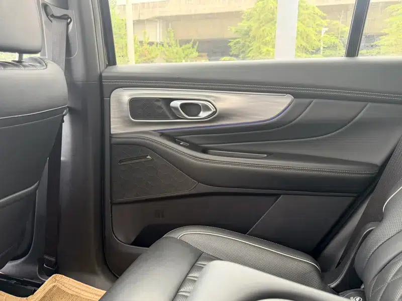 Trumpchi GS8 2022 Navigator Series 2.0TGDI 2WD Premium 7-Seater — миниатюра 12