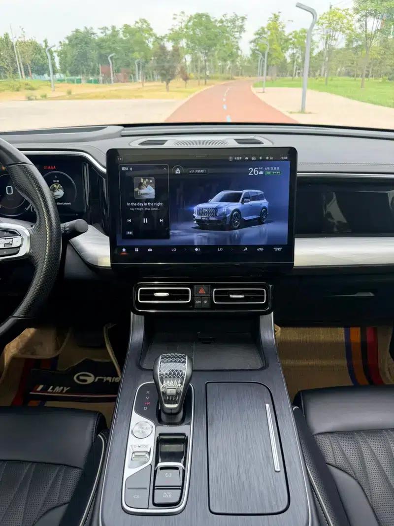 Trumpchi GS8 2022 Navigator Series 2.0TGDI 2WD Premium 7-Seater — миниатюра 17