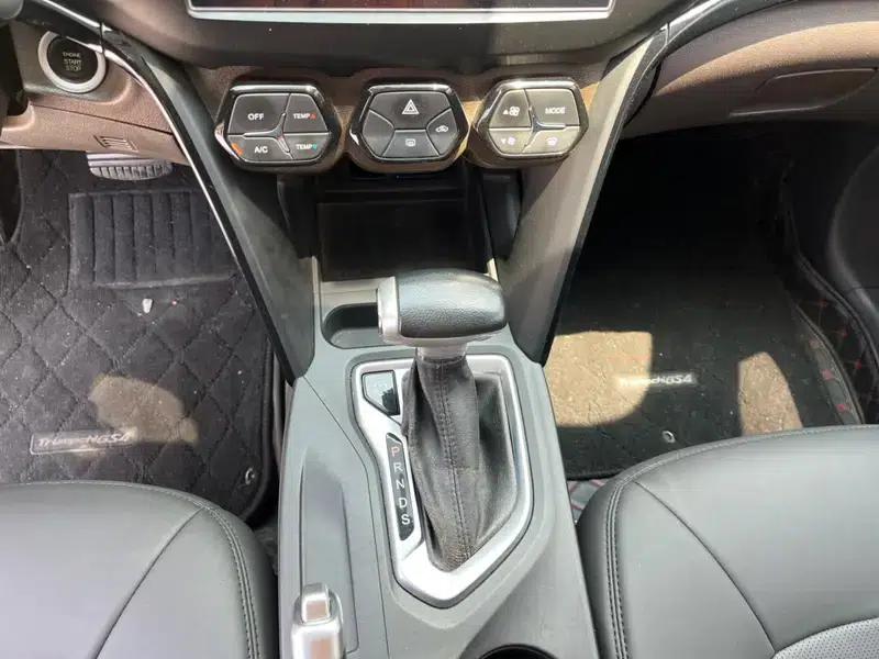 Trumpchi GS4 2015 200T G-DCT Elite Edition — миниатюра 15