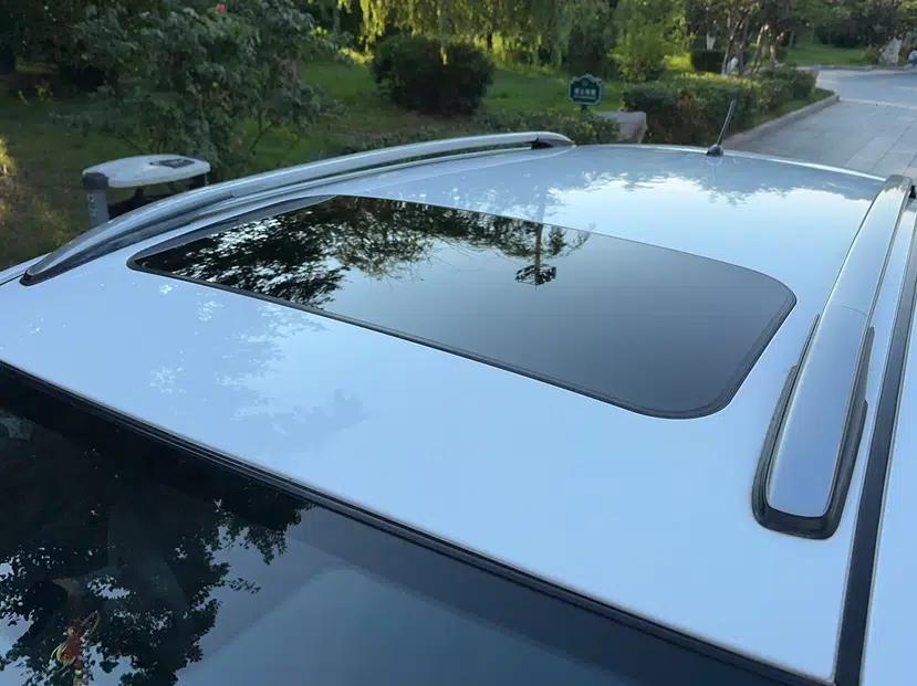 Venucia T70 2015 2.0L CVT Smart Edition — миниатюра 7