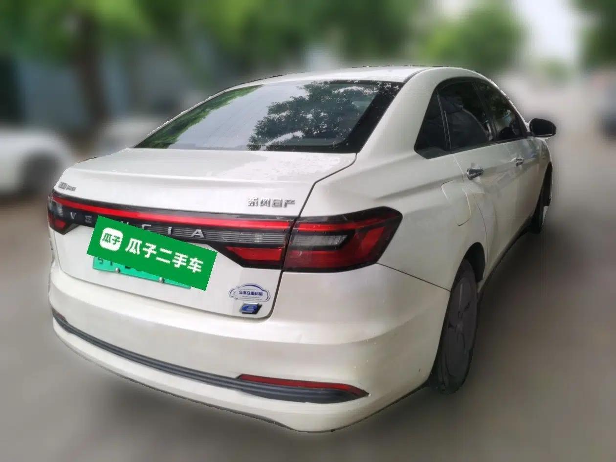 Venucia D60EV 2023 PLUS Comfort Edition CI Model — миниатюра 6