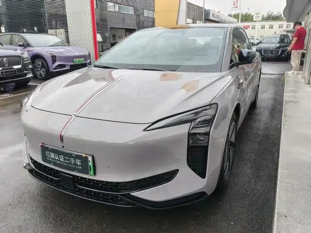 Hongqi EH7 2025 640 AWD Smart Selection Edition