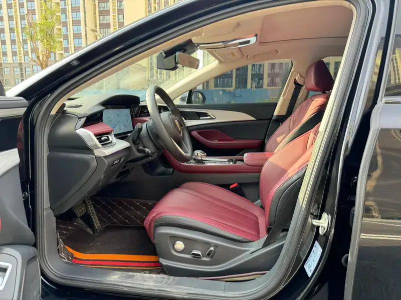 Hongqi H5 PHEV 2025 Model 170 Super Hybrid — миниатюра 8