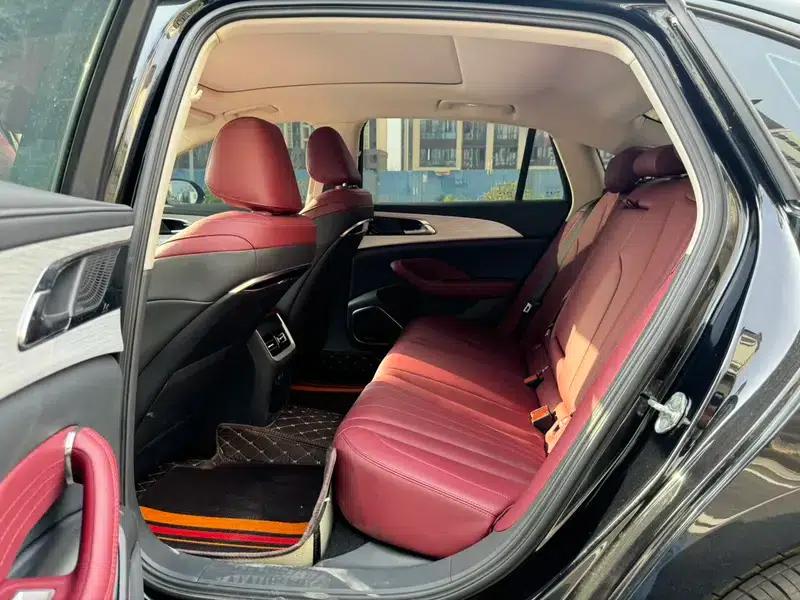 Hongqi H5 PHEV 2025 Model 170 Super Hybrid — миниатюра 9