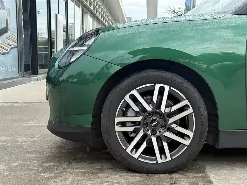 2024 Electric MINI Cooper (456km/h) - Classic Style — миниатюра 6