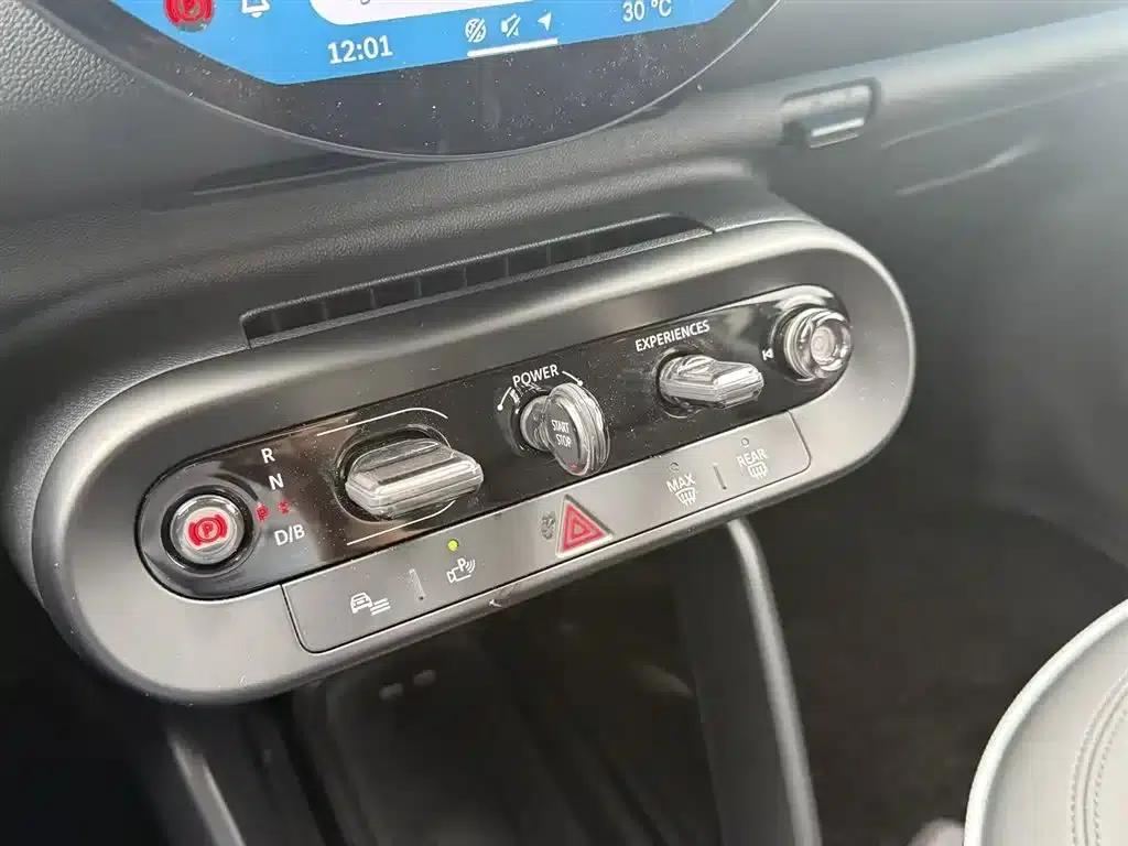 2024 Electric MINI Cooper (456km/h) - Classic Style — миниатюра 8