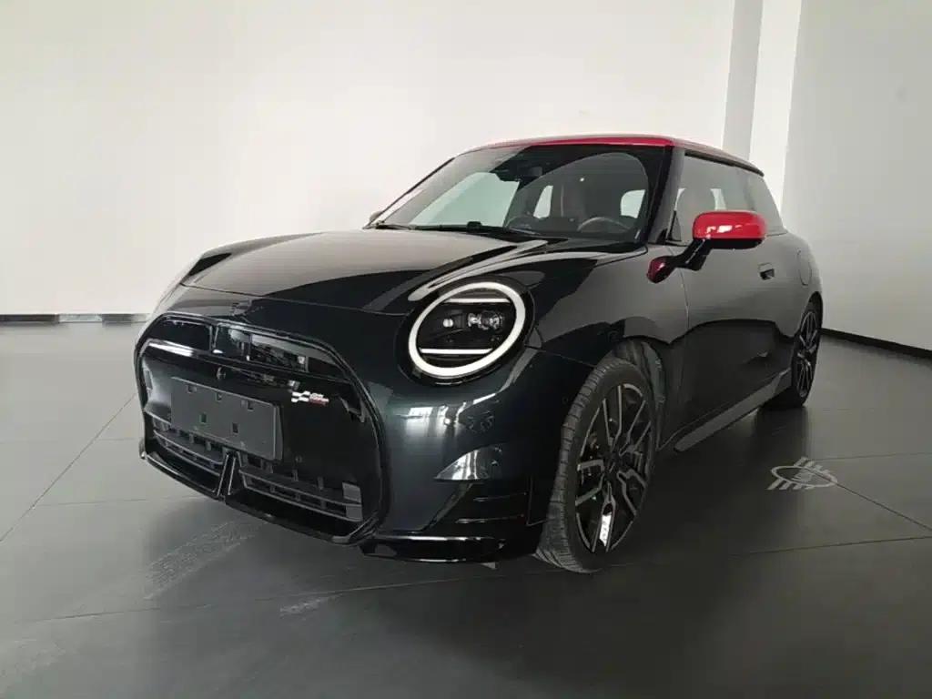 2024 Electric MINI Cooper SE Racer (452km) — миниатюра 1