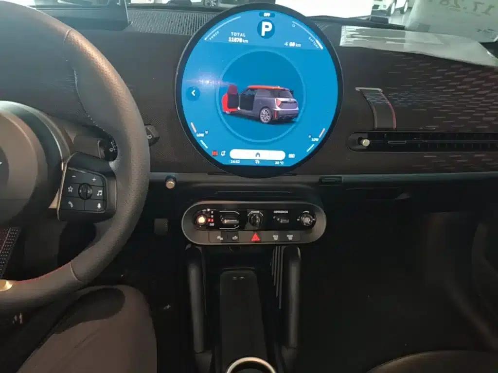 2024 Electric MINI Cooper SE Racer (452km) — миниатюра 13