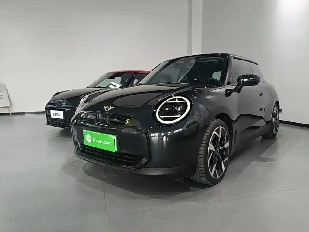 2024 Electric MINI Cooper SE (452km/h) - Artist — миниатюра 2