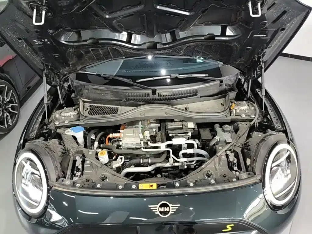 2024 Electric MINI Cooper SE (452km/h) - Artist — миниатюра 20