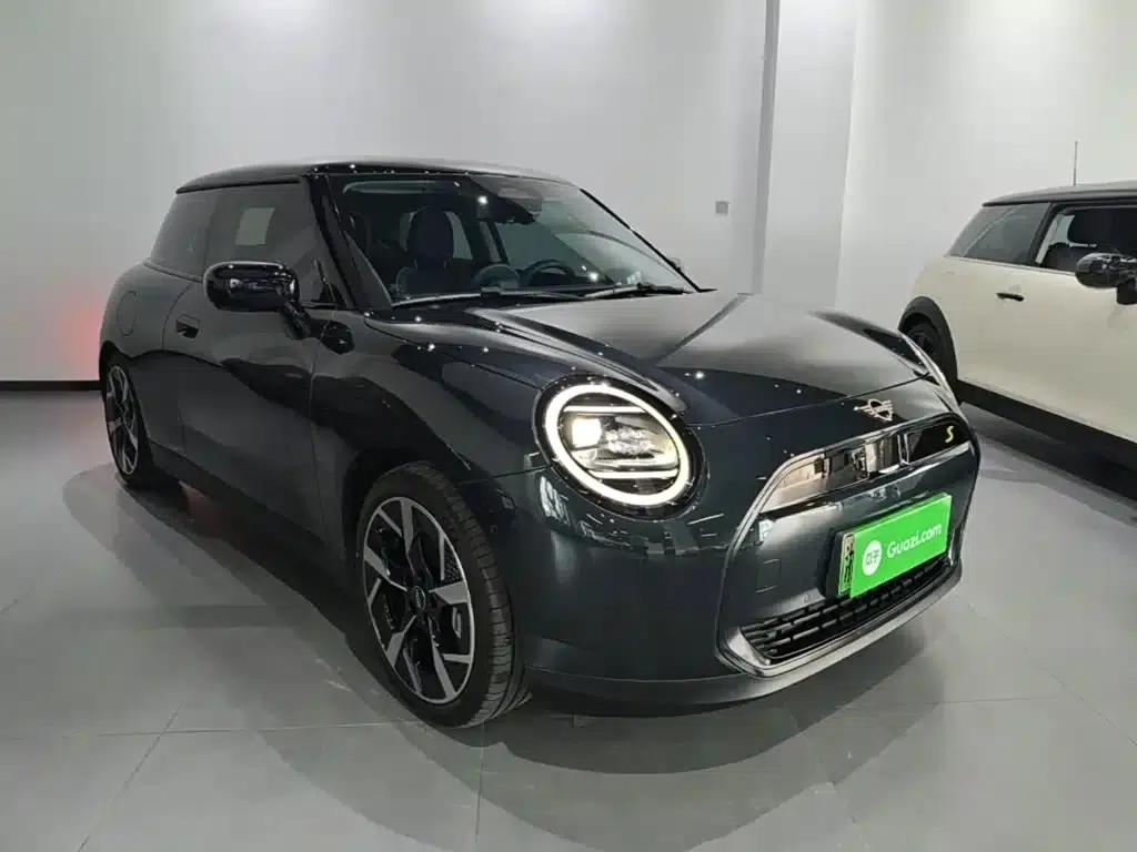 2024 Electric MINI Cooper SE (452km/h) - Artist — миниатюра 4