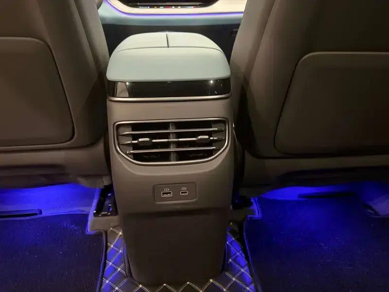 Hongqi Tiangong 08 2025 730 Rear-Wheel Drive Smart Selection Edition — миниатюра 13