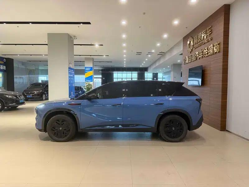 Hongqi Tiangong 08 2025 730 Rear-Wheel Drive Smart Selection Edition — миниатюра 3