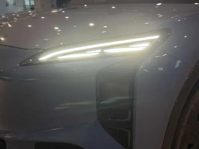 Hongqi Tiangong 08 2025 730 Rear-Wheel Drive Smart Selection Edition — миниатюра 8