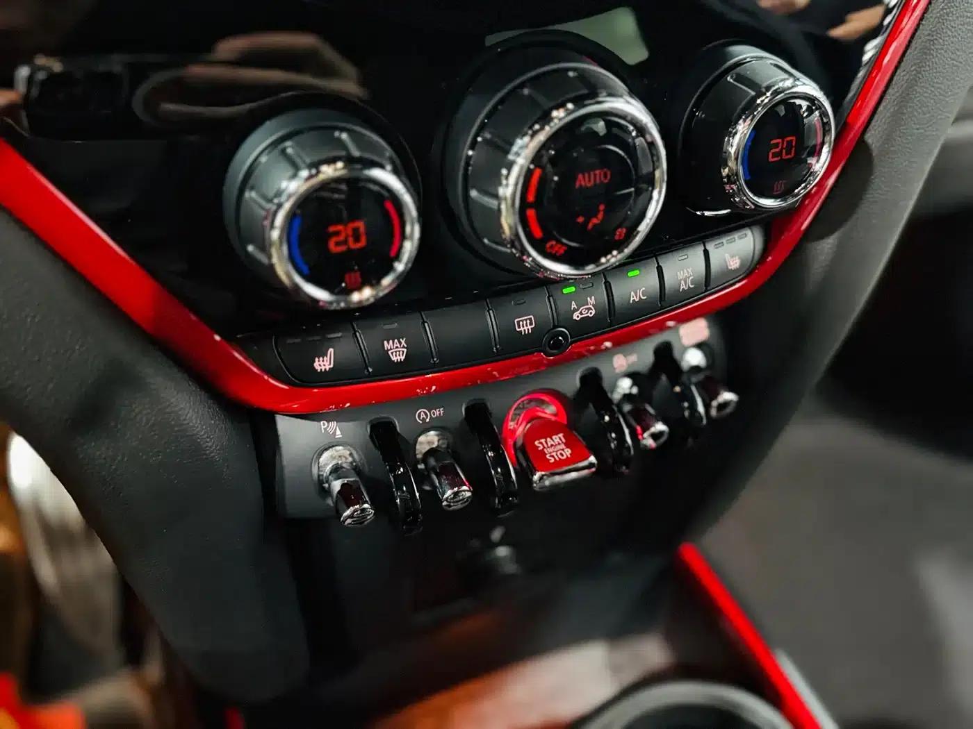 MINI JCW COUNTRYMAN 2021 2.0T JOHN COOPER WORKS A — миниатюра 15