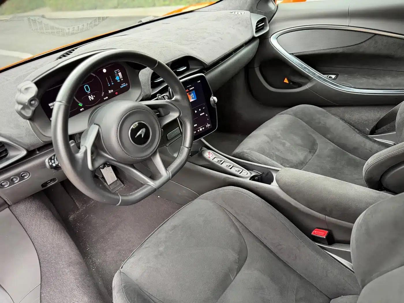 2025 Artura 3.0T Hybrid Coupe — миниатюра 8