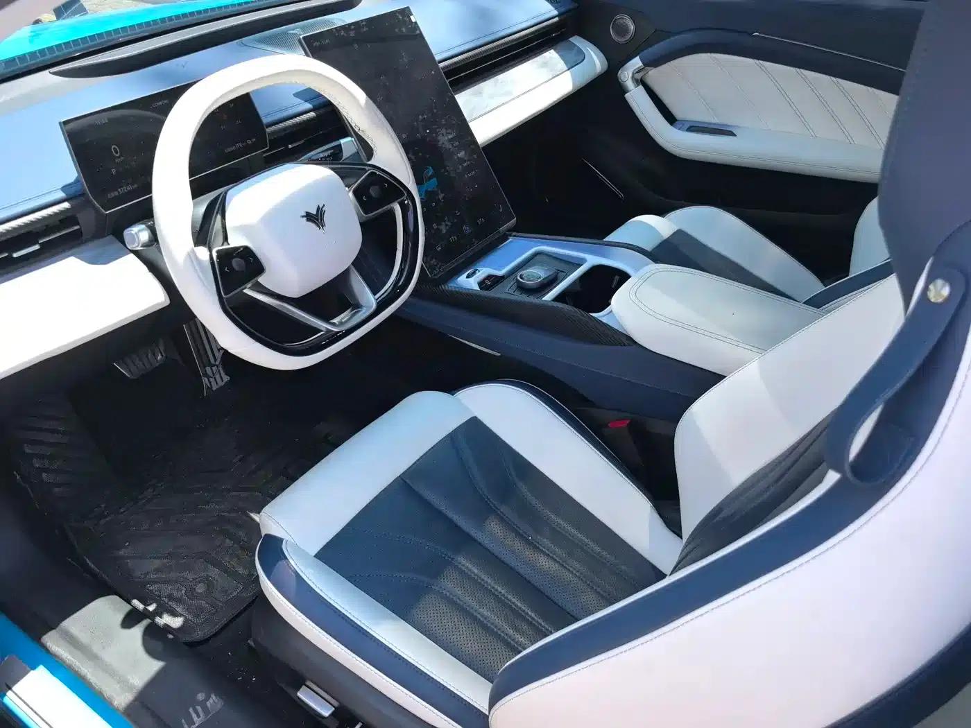 Nezha GT 2023 580 AWD Sport Edition — миниатюра 4