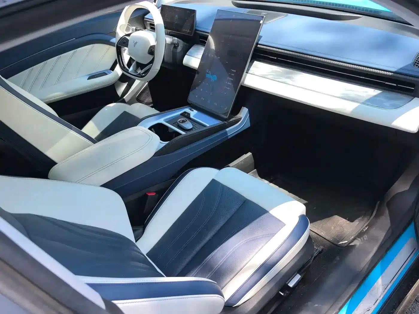 Nezha GT 2023 580 AWD Sport Edition — миниатюра 8