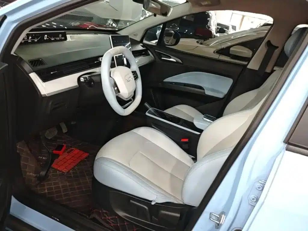 Nezha AYA 2023 Facelift 401 Lite — миниатюра 15