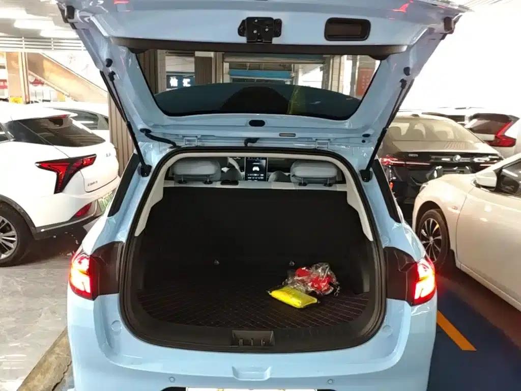 Nezha AYA 2023 Facelift 401 Lite — миниатюра 19