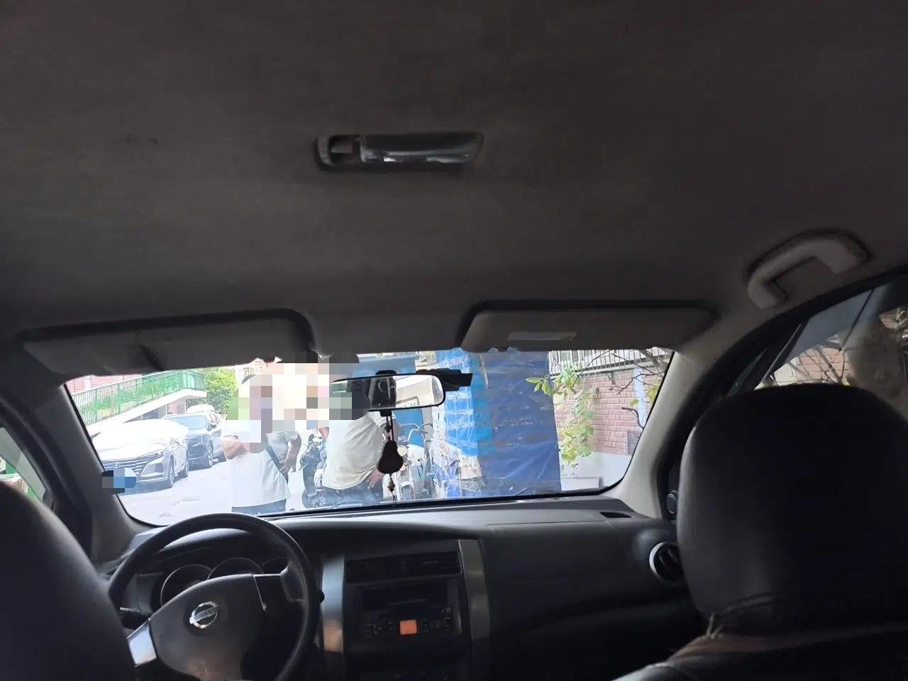 Nissan Livina 2010 Jingrui Edition 1.6L Automatic Smart Model — миниатюра 18