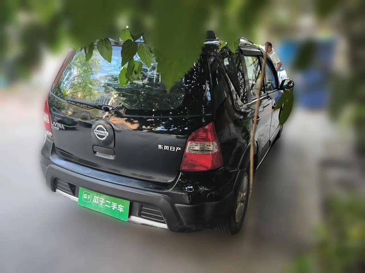 Nissan Livina 2010 Jingrui Edition 1.6L Automatic Smart Model — миниатюра 6