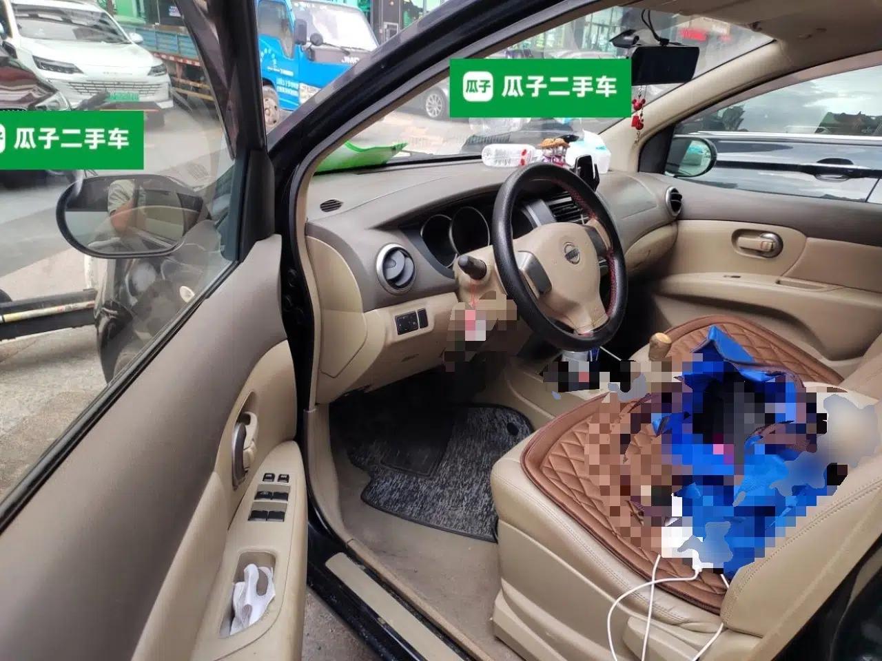 Nissan Livina 2010 Jingyi Edition 1.8L Manual Standard Model — миниатюра 16