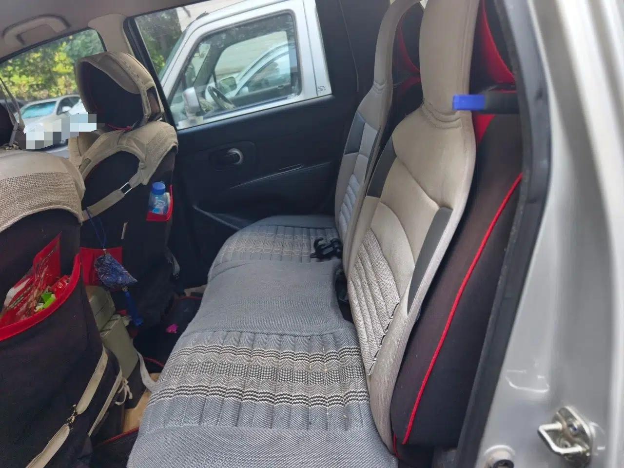 Nissan Livina 2010 JINRUI Edition 1.6L Automatic Standard Model — миниатюра 17