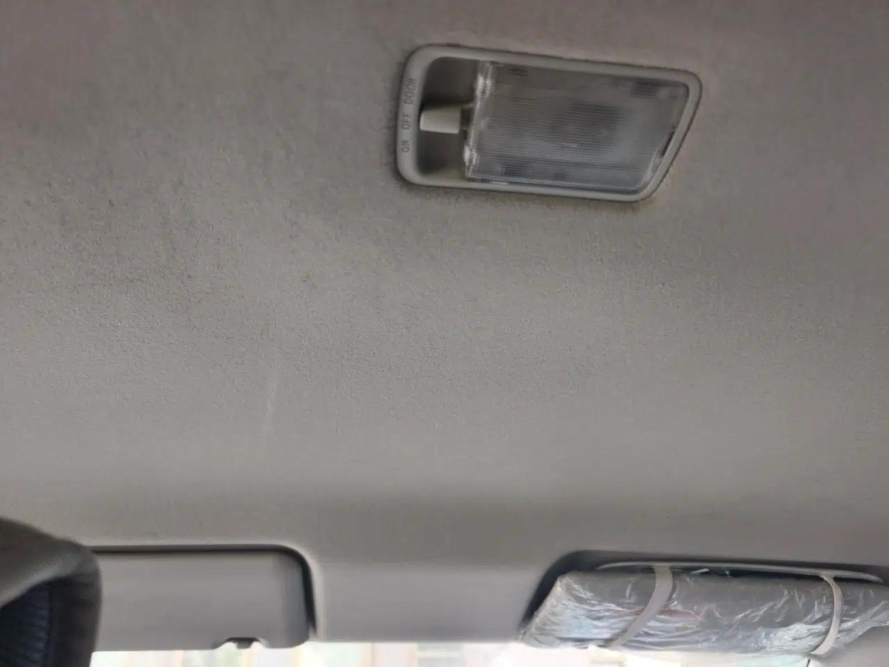 Nissan Livina 2010 JINRUI Edition 1.6L Automatic Standard Model — миниатюра 18