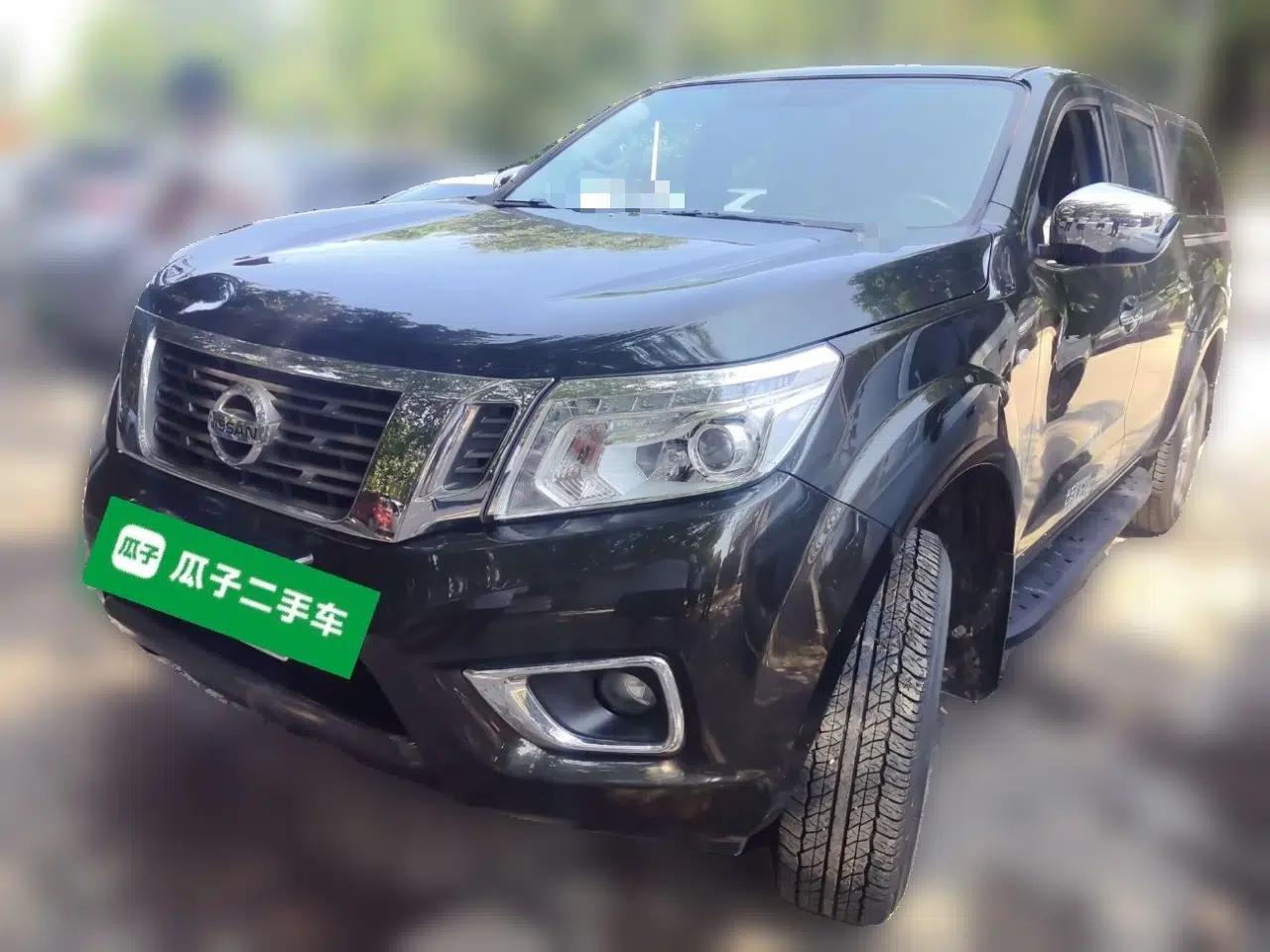 Nissan Navara 2017 2.5L Automatic 4x4 Luxury Edition QR25 — миниатюра 1