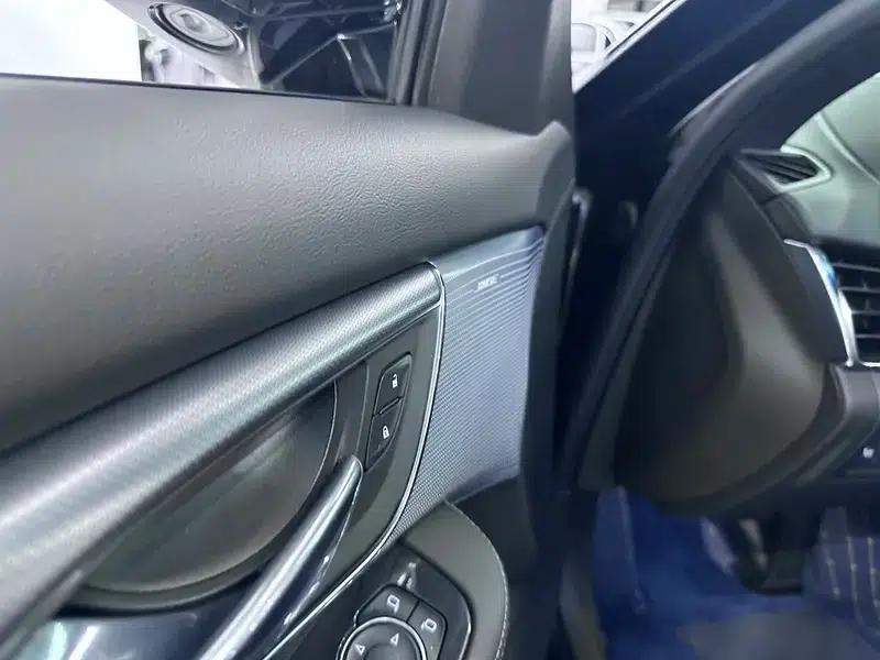 2023 Cadillac CT5 28T Luxury Standard Edition — миниатюра 9