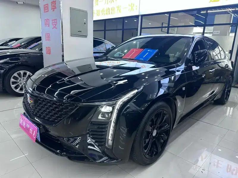 2024 Cadillac CT5 28T Luxury Pro — миниатюра 1