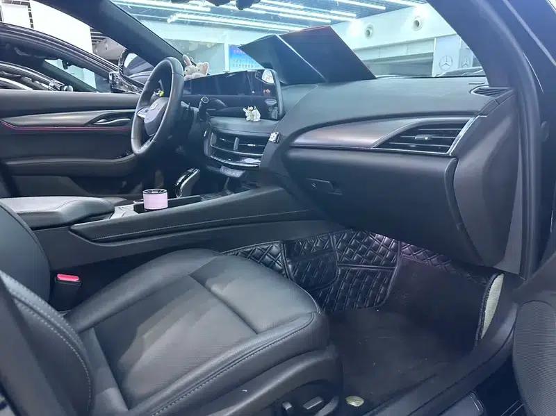 2024 Cadillac CT5 28T Luxury Pro — миниатюра 10