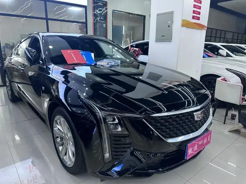 2024 Cadillac CT5 28T Luxury Pro — миниатюра 3